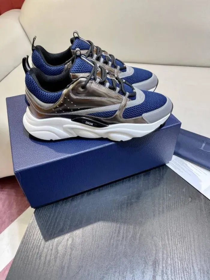 Dior Sneaker, alternate view