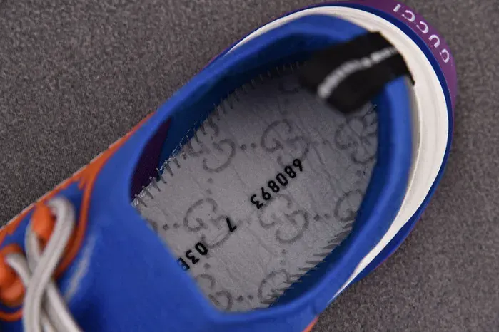 Gui Sneaker, alternate view