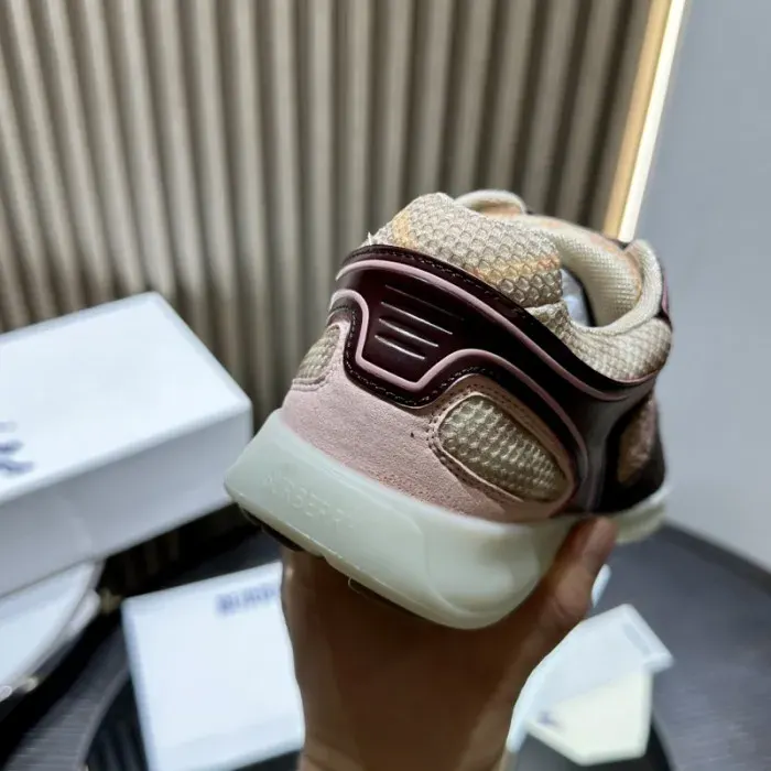 Bub Sneaker, alternate view