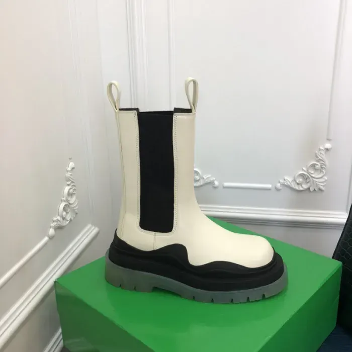 Bv Boots, alternate view
