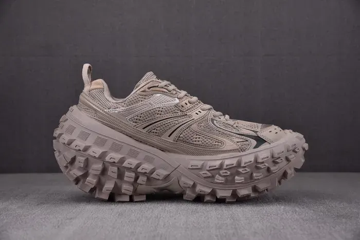 Balenciaga Sneaker, alternate view