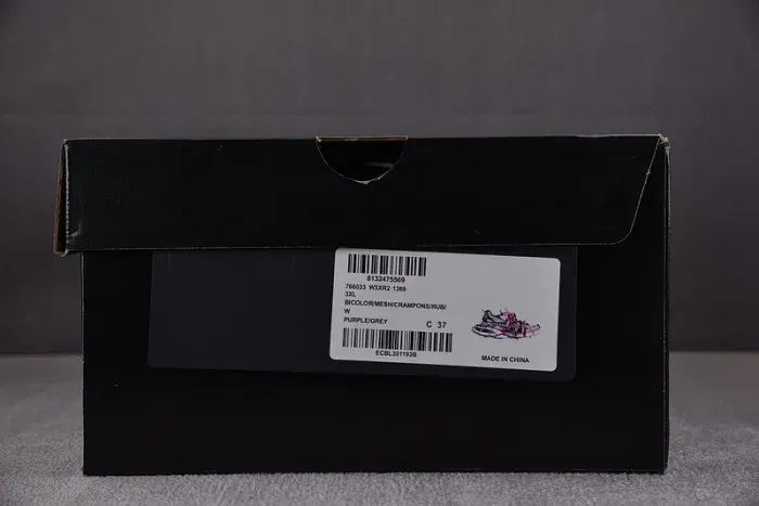 Balenciaga Sneaker, alternate view