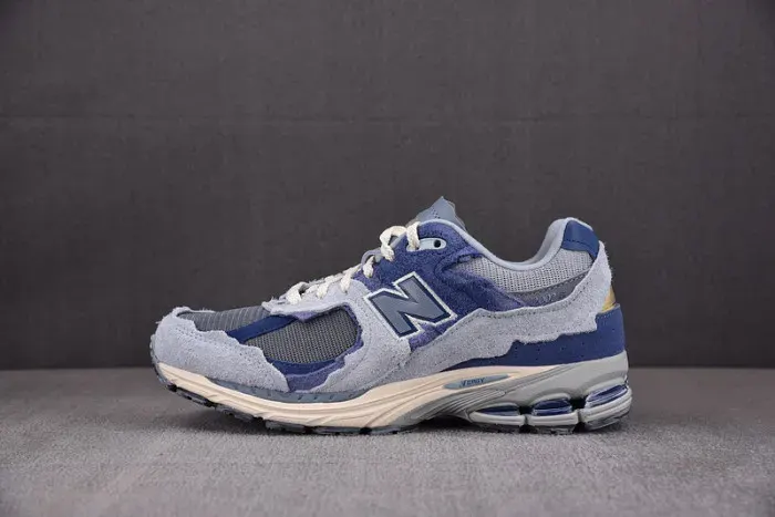 New Balance Sneaker