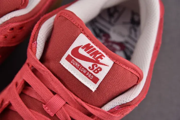Nike Sb Dunk Low 'Red Gum' Dv5429-600, alternate view