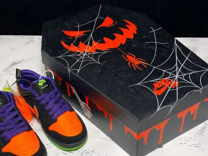 Nike Sb Dunk Low Night Of Mischief Halloween Bq6817-006, alternate view