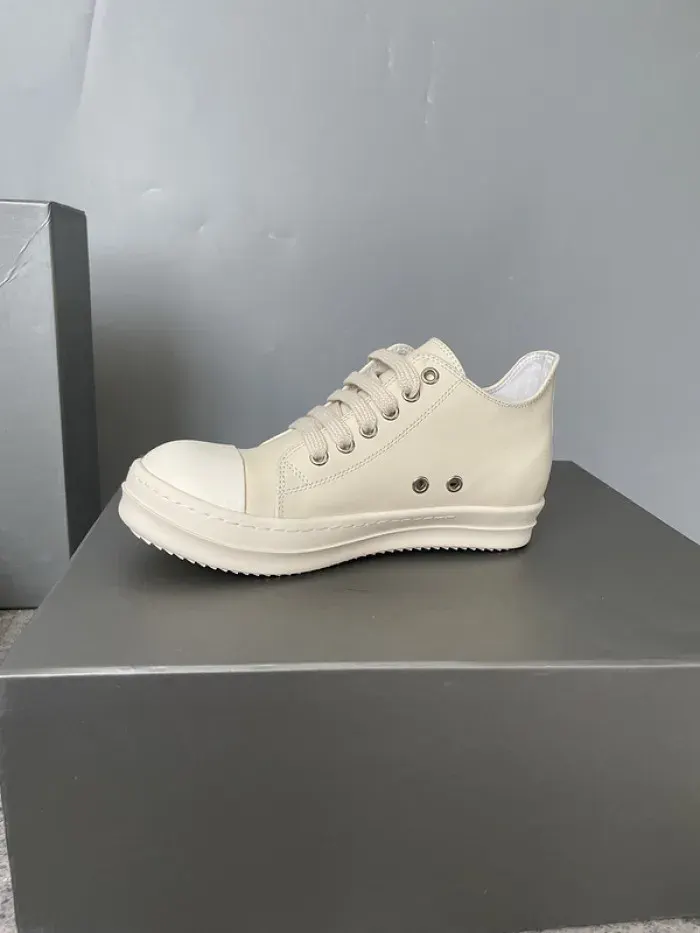 Rick Owens, alternate view