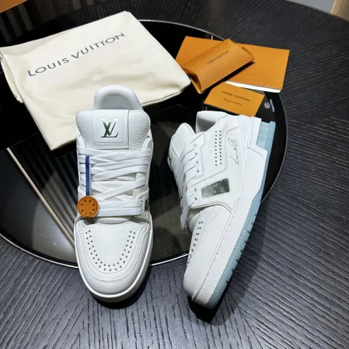 Louis Vuitton Sneaker