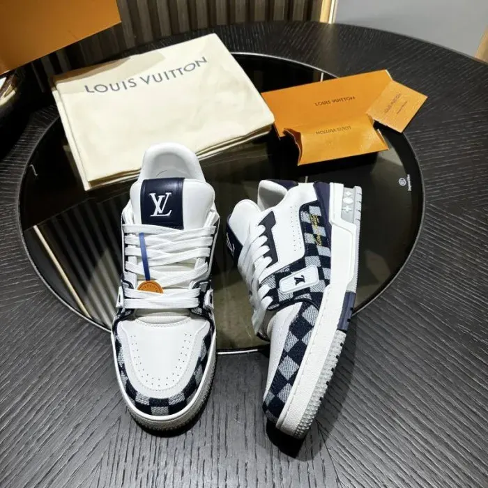 Louis Vuitton Sneaker