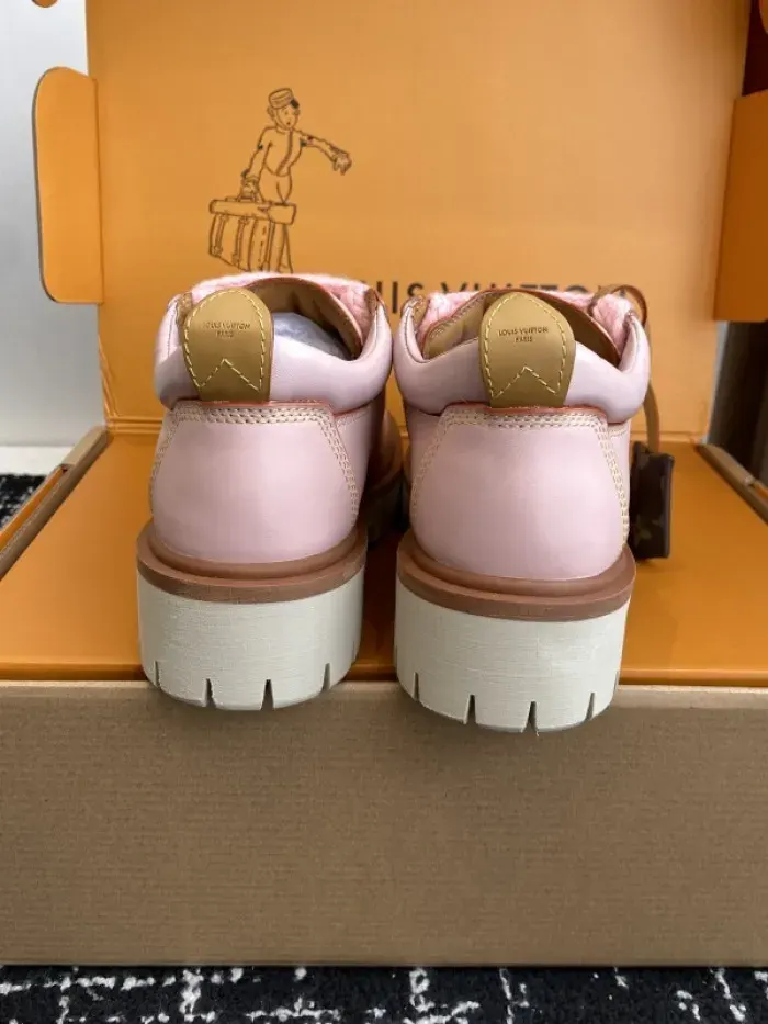 Louis Vuitton Sneaker, alternate view