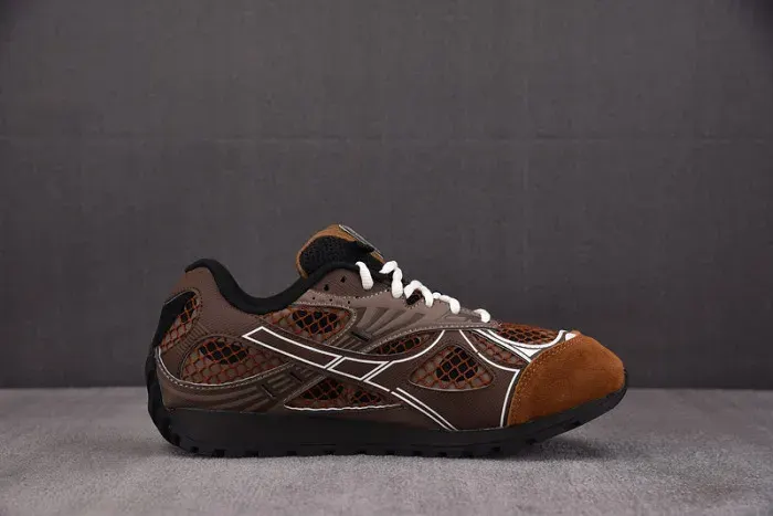 Bv Sneaker, alternate view