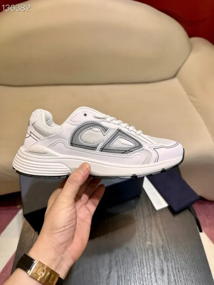 Dior Sneaker