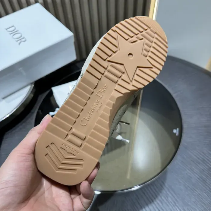 Dior Sneaker, alternate view