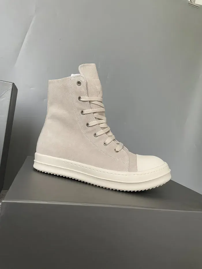 Rick Owens, alternate view