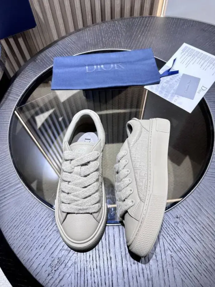 Dior Sneaker