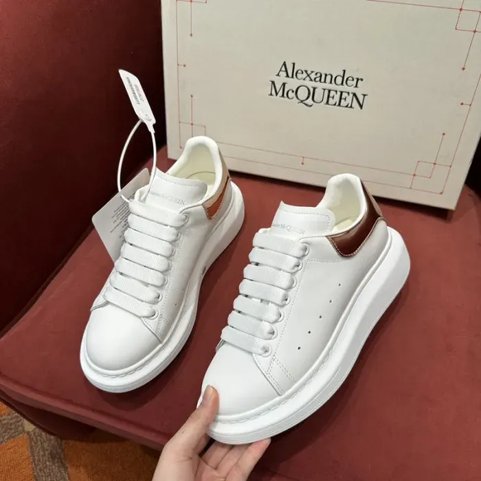 Alexander McQueen Sneaker