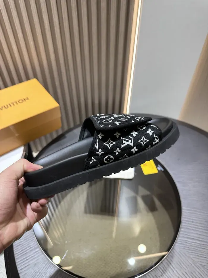 Louis Vuitton Sandal, alternate view