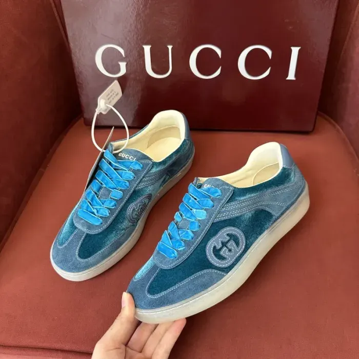 Gui Sneaker