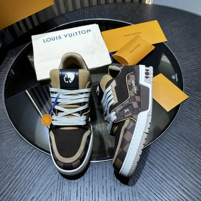 Louis Vuitton Sneaker