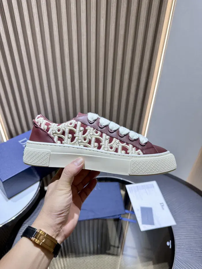 Dior Sneaker