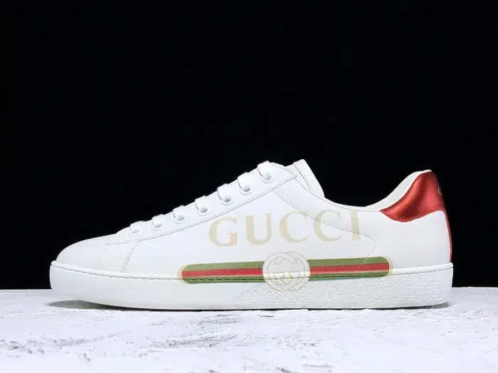 Gui Sneaker