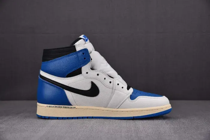 Travis Scott × Fragment × Nike Air Jordan 1 Retro High Og Sp Dh3227-105, alternate view