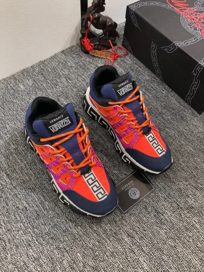 Vse Sneaker