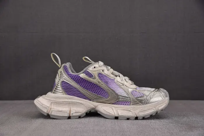 Balenciaga Sneaker, alternate view