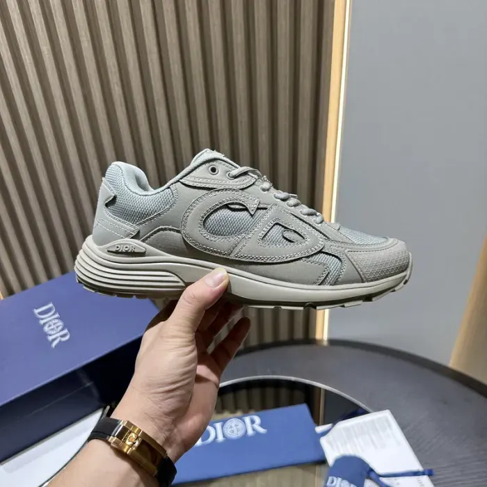Dior Sneaker