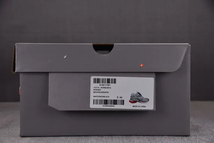 Balenciaga Sneaker, alternate view