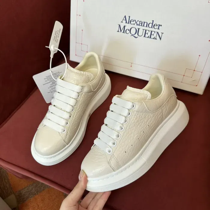 Alexander McQueen Sneaker