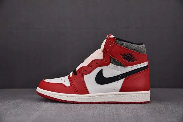 Air Jordan 1 Retro High Og Chicago Lost And Found Dz5485-612