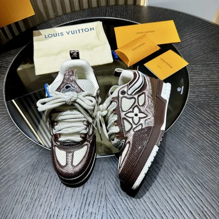 Louis Vuitton Sneaker