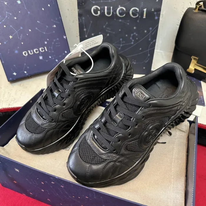 Gui Sneaker