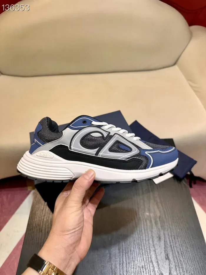 Dior Sneaker