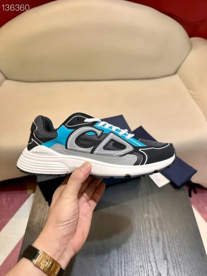 Dior Sneaker