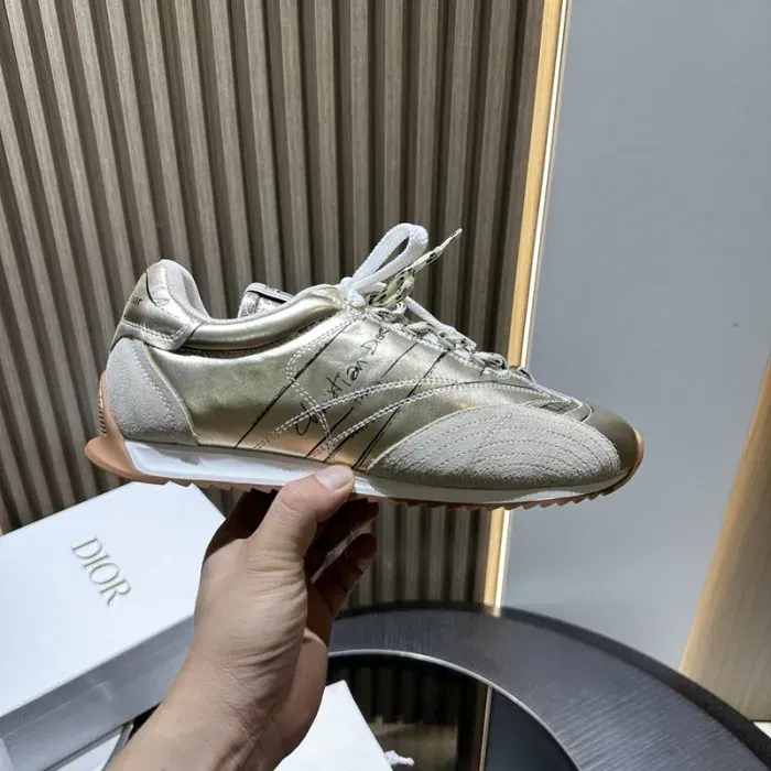 Dior Sneaker