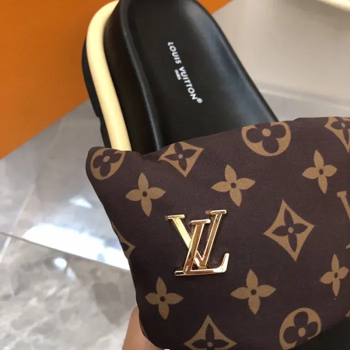 Louis Vuitton Sandal, alternate view