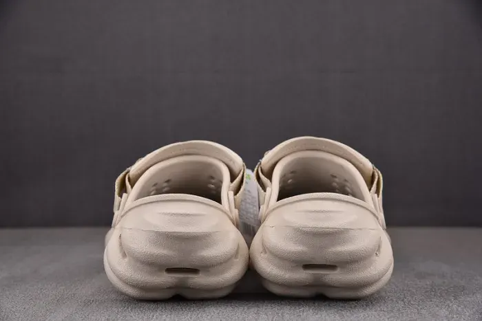 Cr0&S Sandal, alternate view