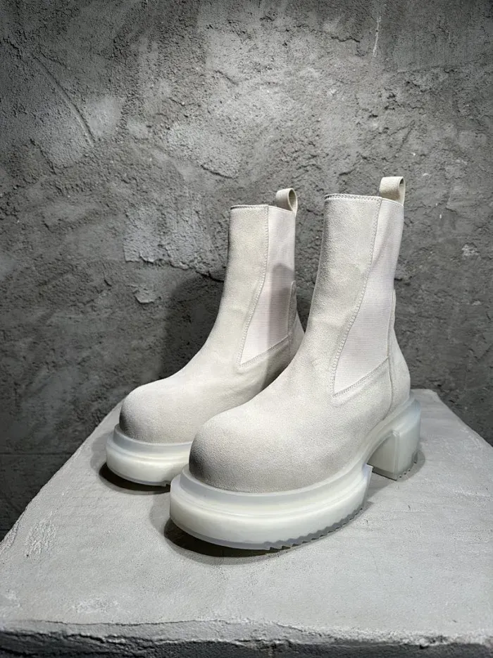 Rick Owens, alternate view