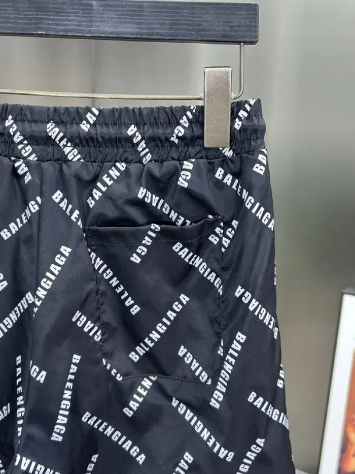Balenciaga, alternate view