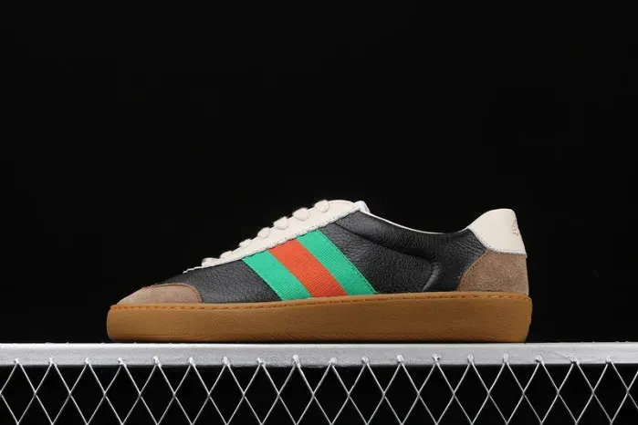 Gui Sneaker
