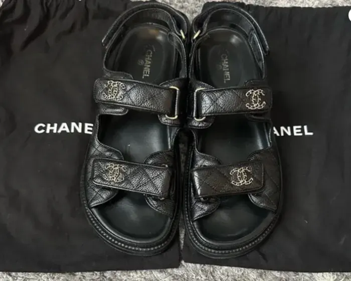 Cn Sandal