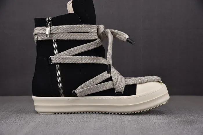 Rick Owens, alternate view