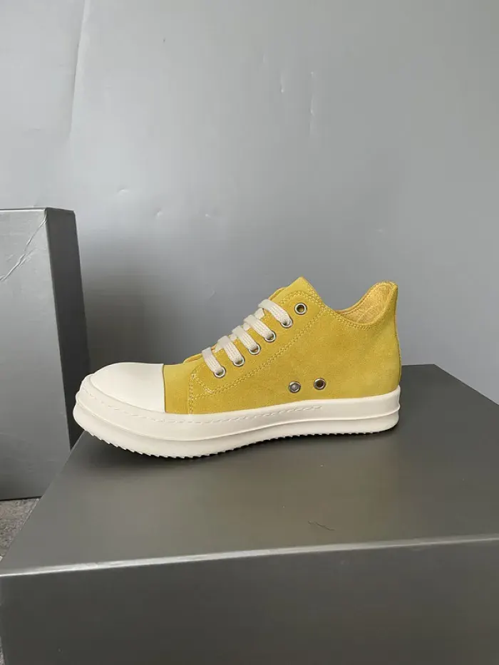 Rick Owens, alternate view