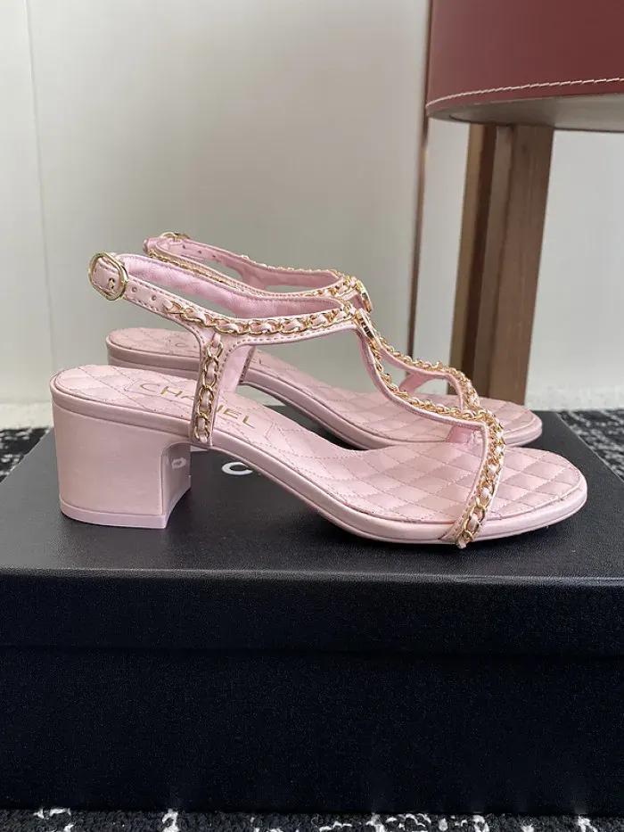 Cn Sandal, alternate view
