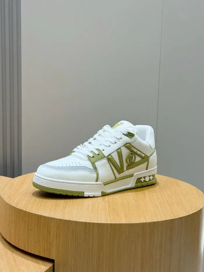 Louis Vuitton Sneaker