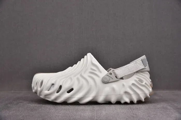 Cr0&S Sandal
