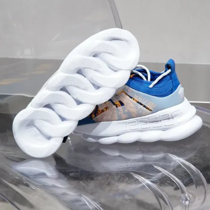 Vse Sneaker, alternate view