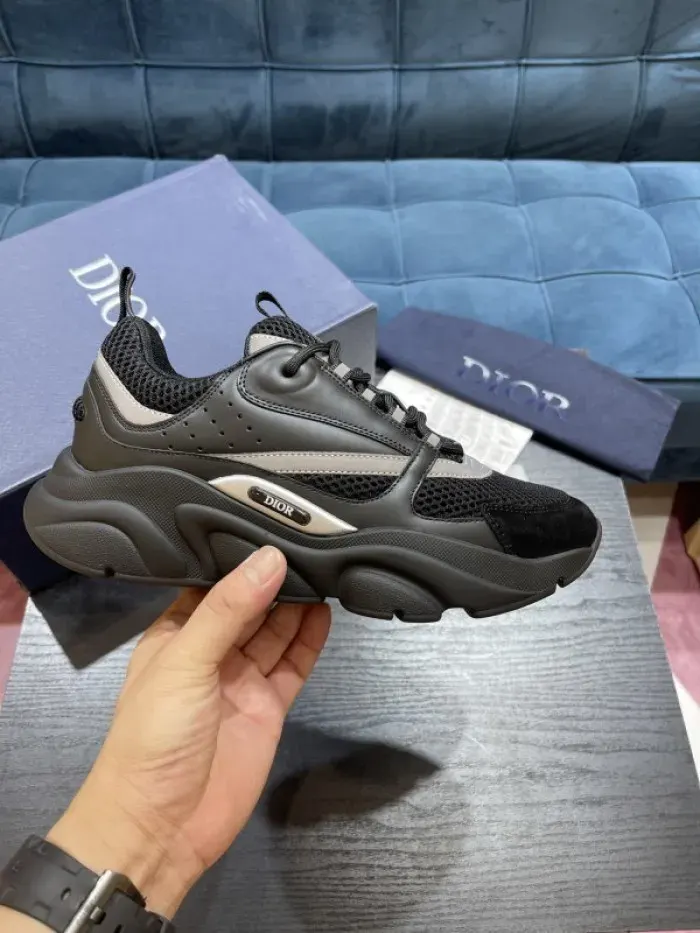 Dior Sneaker