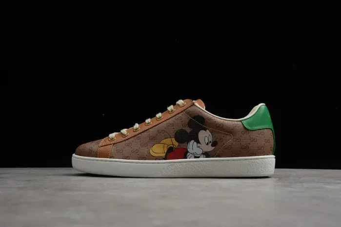 Gui Sneaker